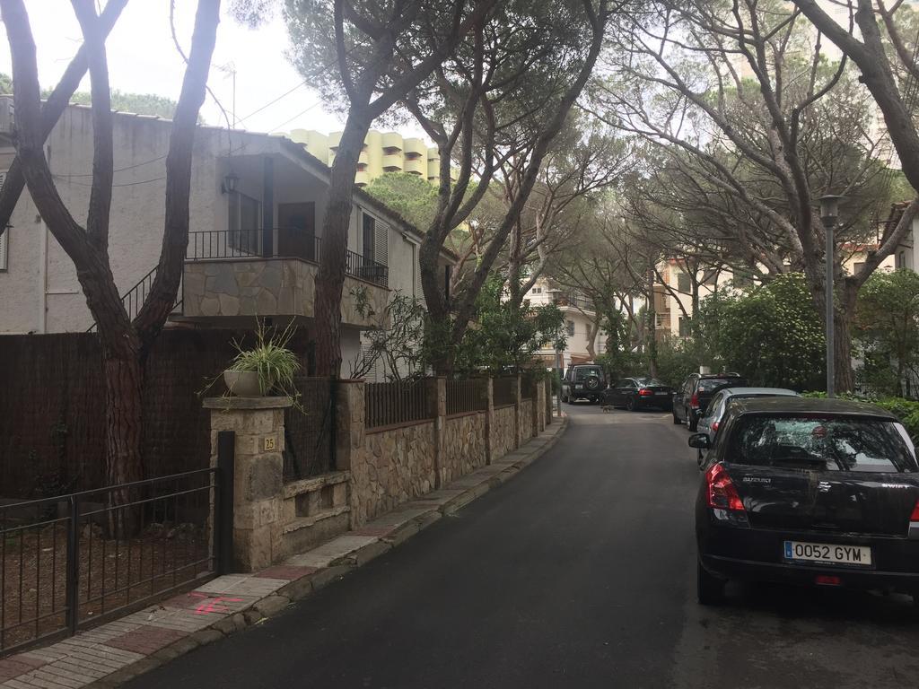Apartamentos Piscis Platja d'Aro Esterno foto